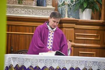Papá Noel irrumpe en Lomo Magullo en un 4x4/FJS Fotografía.